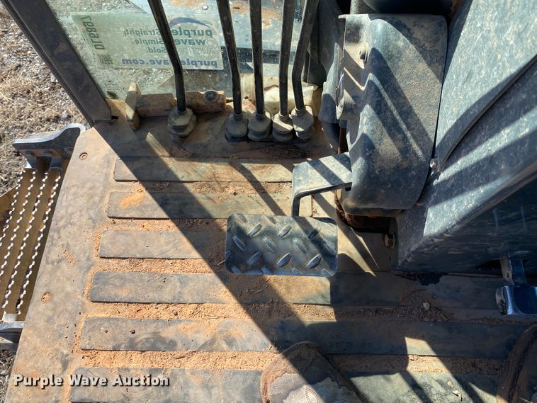 image for item DL6897 2011 John Deere 672G  motor grader