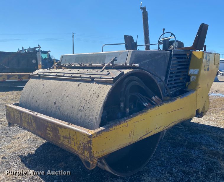 image for item DL6898 Hyster C615B  single drum roller