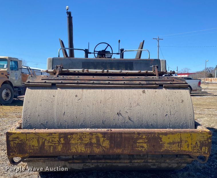 image for item DL6898 Hyster C615B  single drum roller