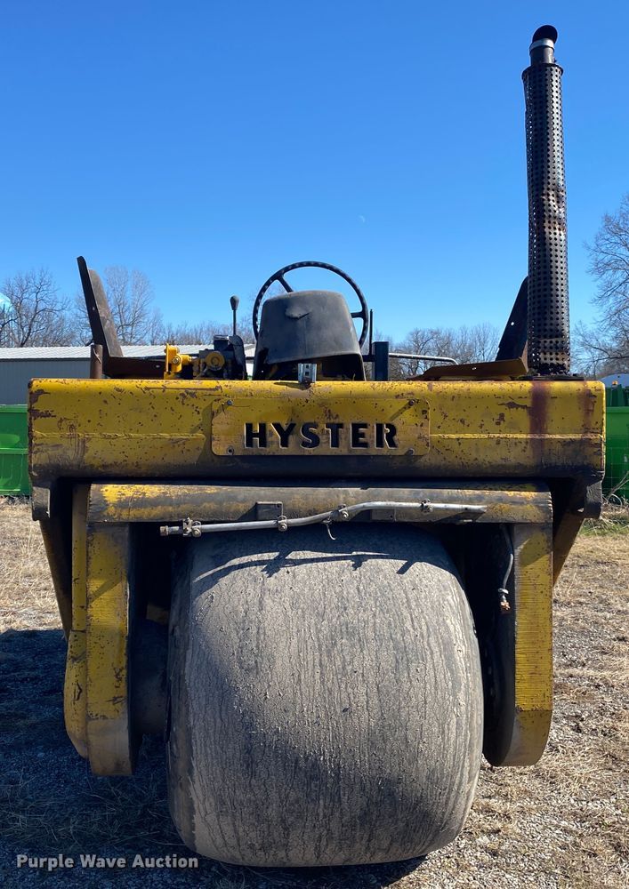 image for item DL6898 Hyster C615B  single drum roller