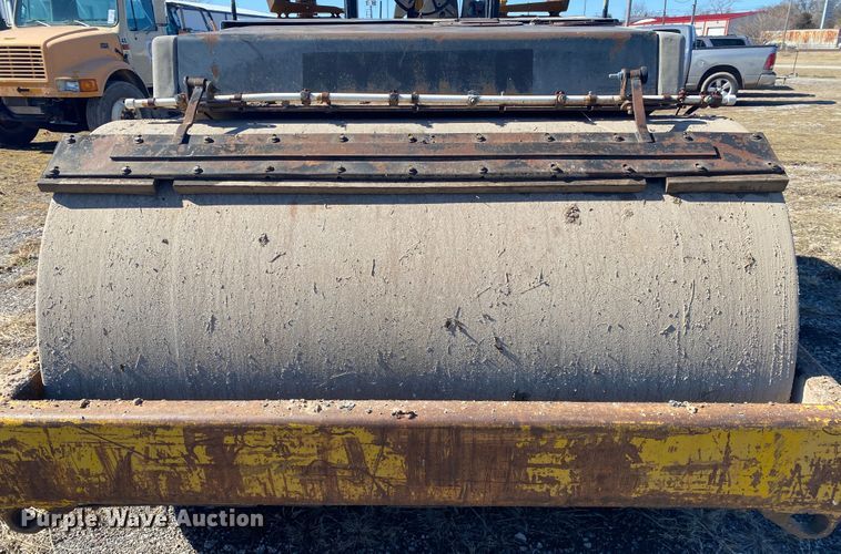 image for item DL6898 Hyster C615B  single drum roller