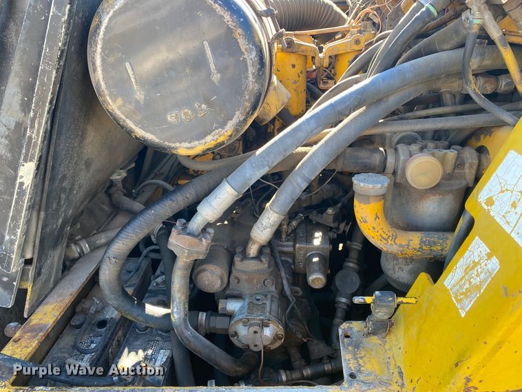 image for item DL6898 Hyster C615B  single drum roller