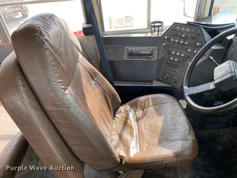 image for item DM8289 1995 Chevrolet Blue Bird  school bus