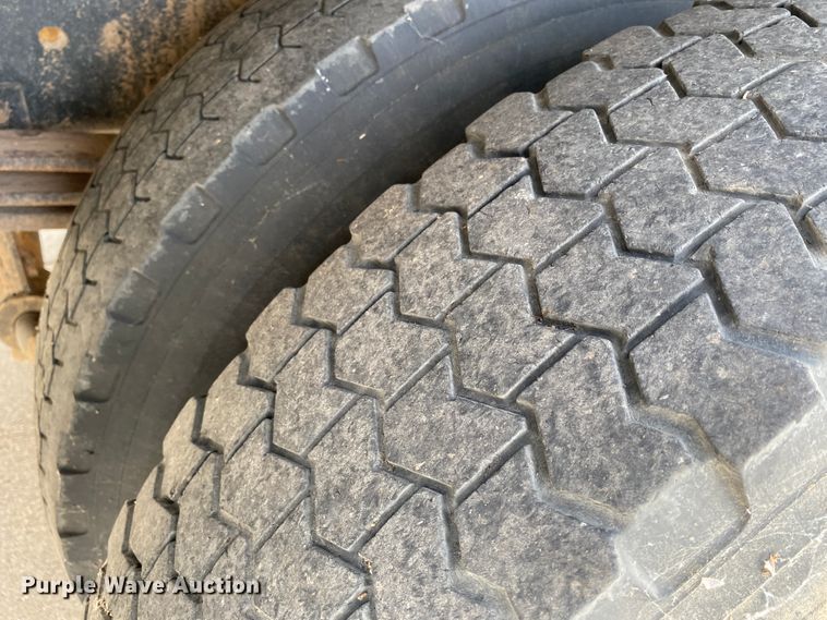 image for item DM8289 1995 Chevrolet Blue Bird  school bus