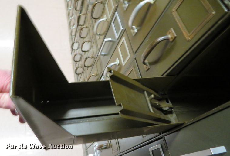 image for item DN7890 Cabinets