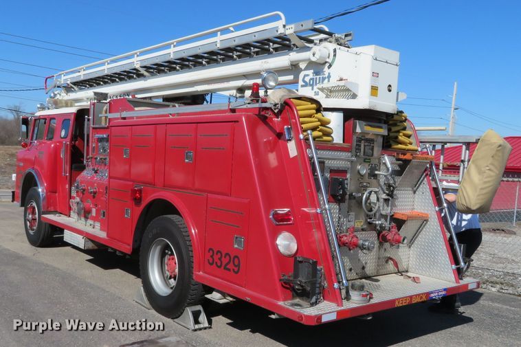 image for item DN7892 1981 Ford 8000  ladder fire truck