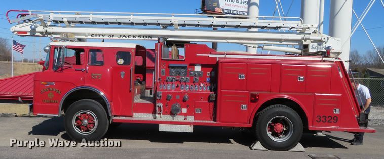 image for item DN7892 1981 Ford 8000  ladder fire truck
