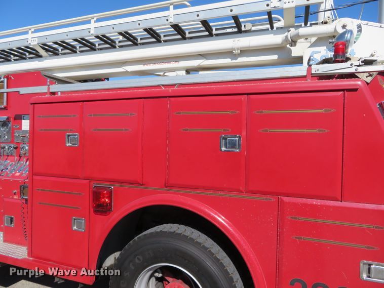 image for item DN7892 1981 Ford 8000  ladder fire truck