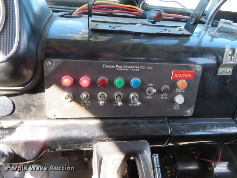 image for item DN7892 1981 Ford 8000  ladder fire truck