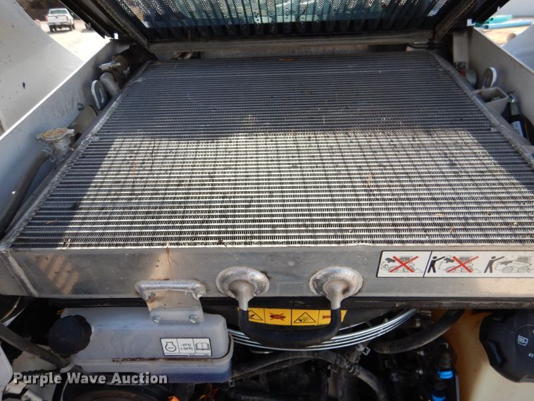 image for item DR0849 2021 Bobcat S66 R Series  skid steer loader