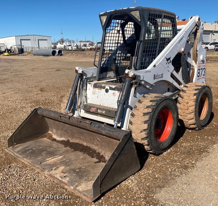 image for item EX9607 2000 Bobcat 873  skid steer loader