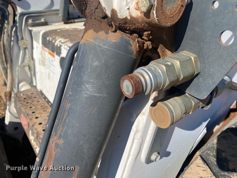 image for item EX9607 2000 Bobcat 873  skid steer loader