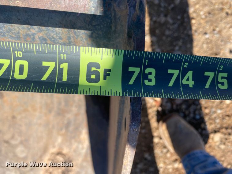 image for item EX9607 2000 Bobcat 873  skid steer loader