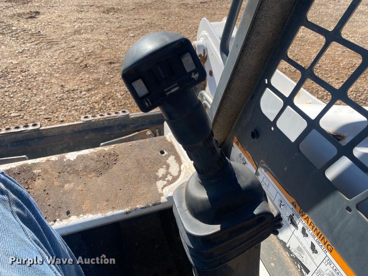 image for item EX9607 2000 Bobcat 873  skid steer loader