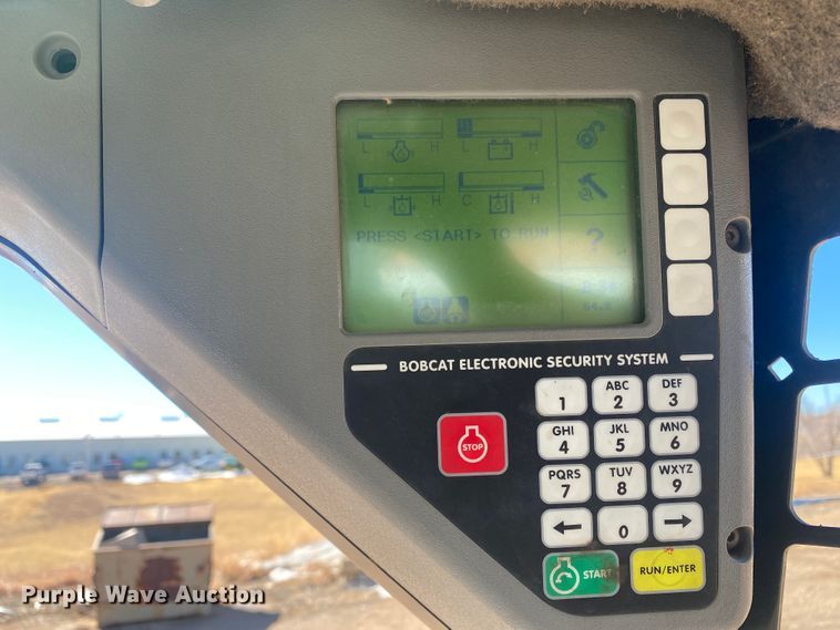 image for item EX9607 2000 Bobcat 873  skid steer loader