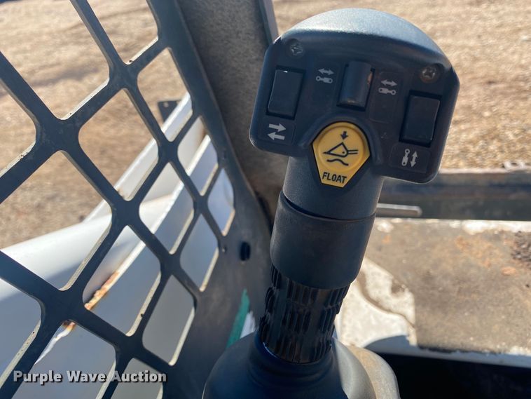 image for item EX9607 2000 Bobcat 873  skid steer loader