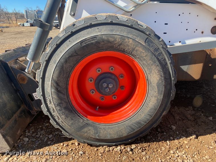 image for item EX9607 2000 Bobcat 873  skid steer loader