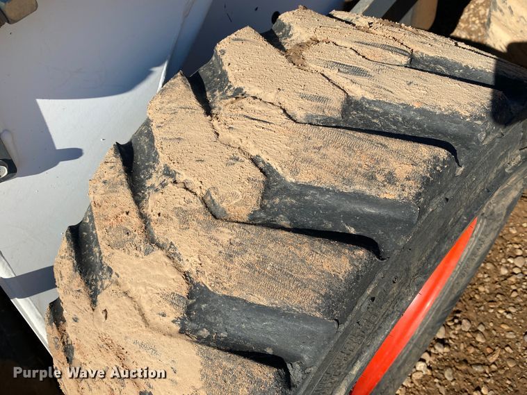 image for item EX9607 2000 Bobcat 873  skid steer loader