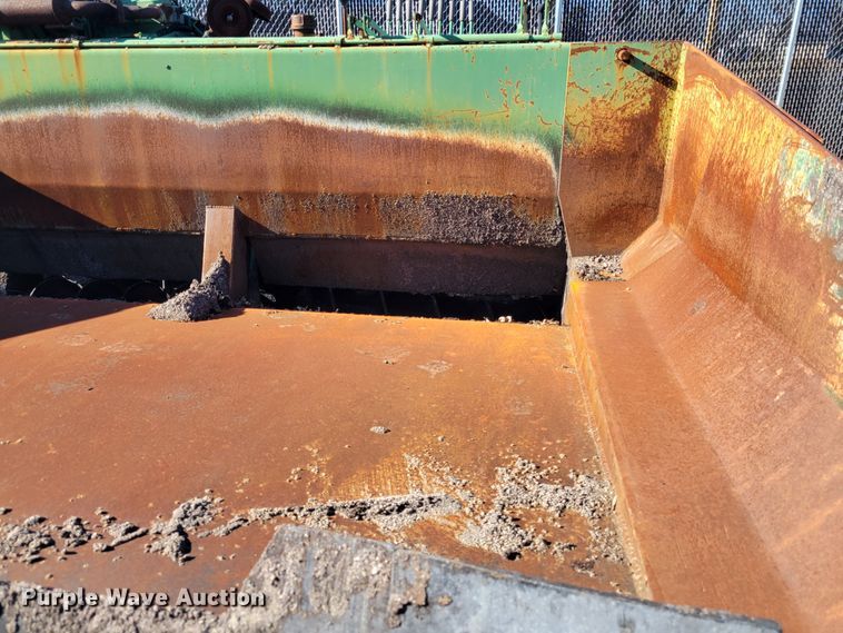 image for item HK9252 Neal M450-D  paver