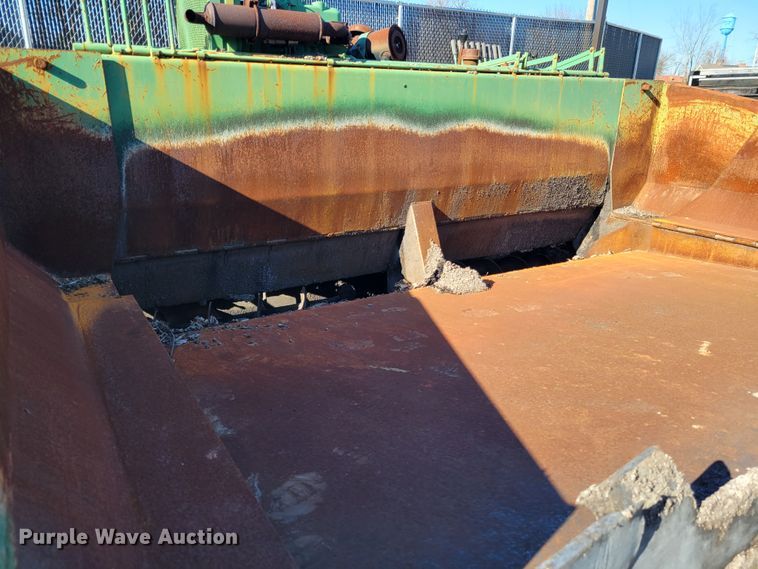 image for item HK9252 Neal M450-D  paver