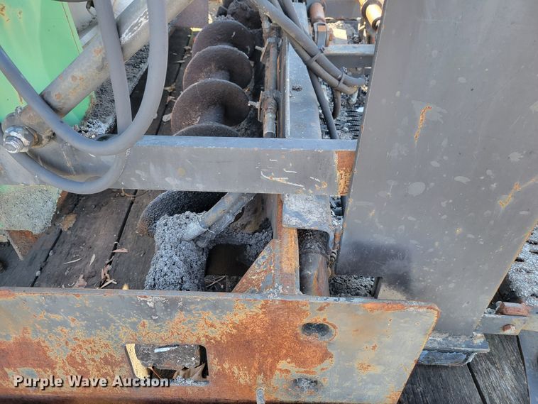 image for item HK9252 Neal M450-D  paver