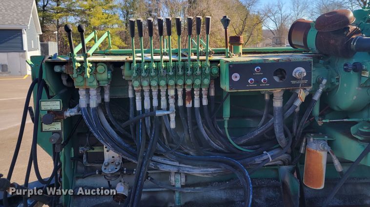 image for item HK9252 Neal M450-D  paver