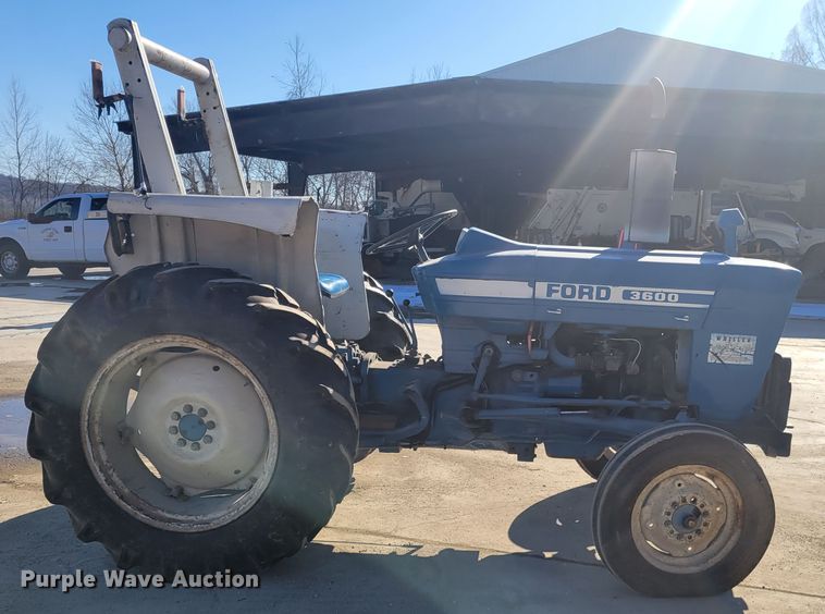 image for item HK9253 Ford 3600  tractor