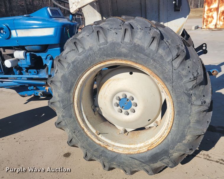 image for item HK9253 Ford 3600  tractor