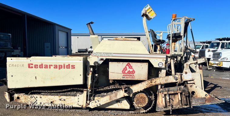 image for item ID9693 1989 Cedarapids 461  paver