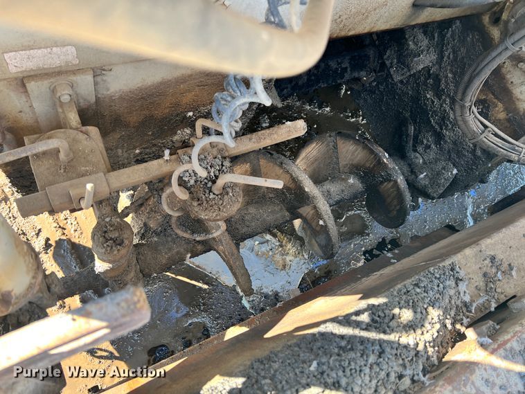 image for item ID9693 1989 Cedarapids 461  paver