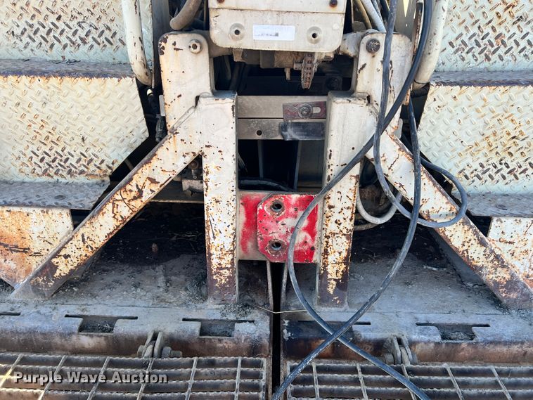 image for item ID9693 1989 Cedarapids 461  paver