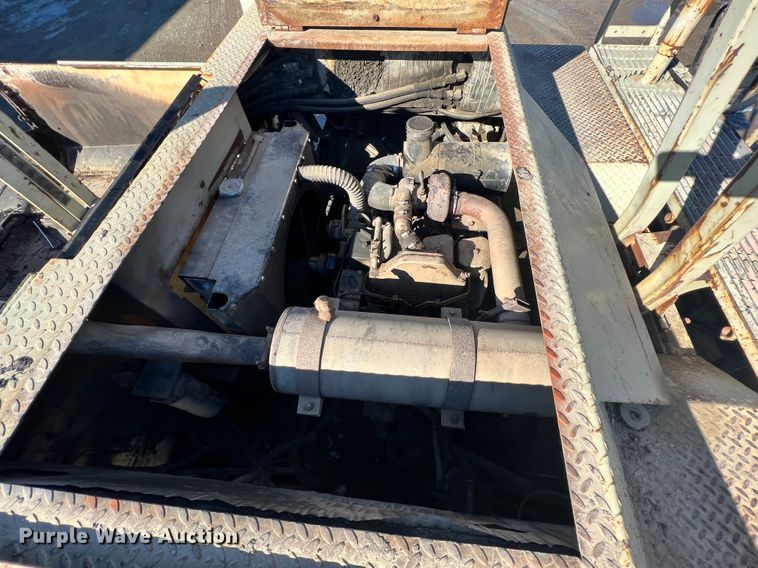 image for item ID9693 1989 Cedarapids 461  paver