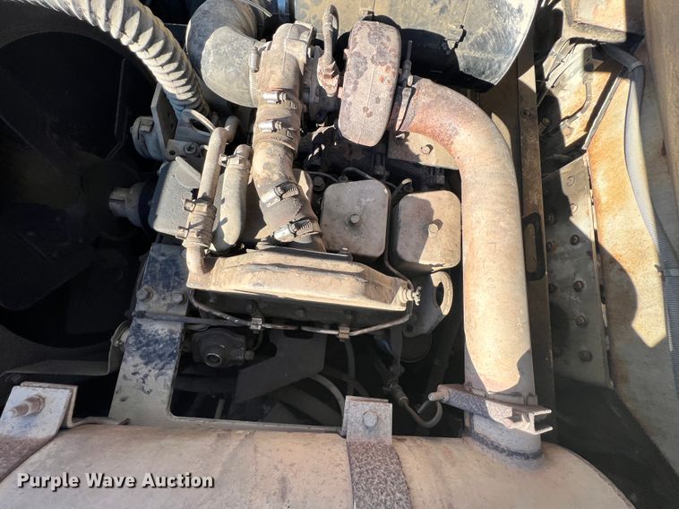 image for item ID9693 1989 Cedarapids 461  paver