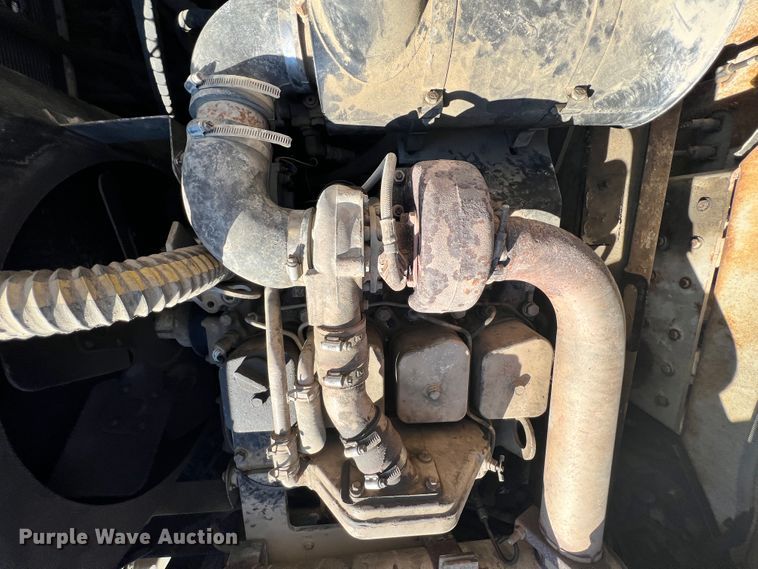 image for item ID9693 1989 Cedarapids 461  paver