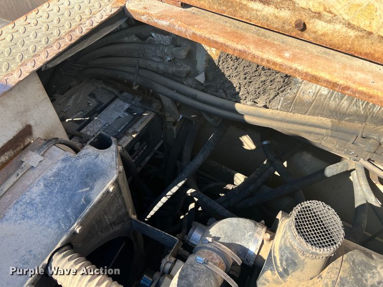 image for item ID9693 1989 Cedarapids 461  paver