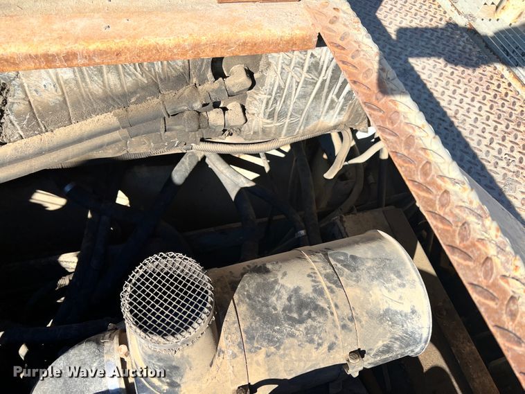 image for item ID9693 1989 Cedarapids 461  paver