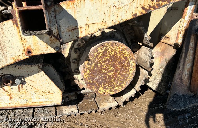 image for item ID9693 1989 Cedarapids 461  paver