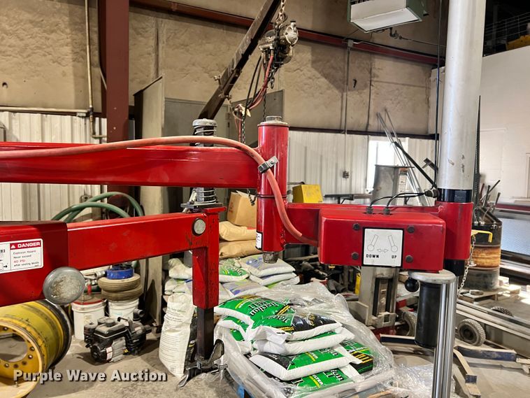 image for item ID9697 Coats 7065AX  tire machine