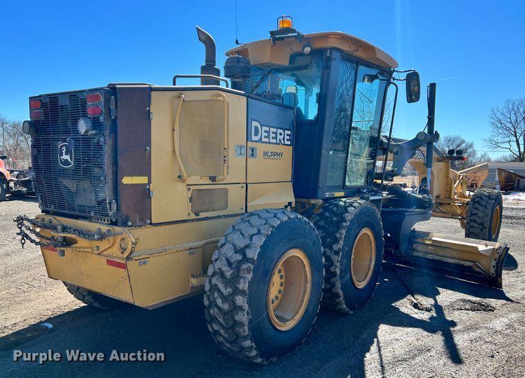 image for item ID9698 2009 John Deere 770G  motor grader