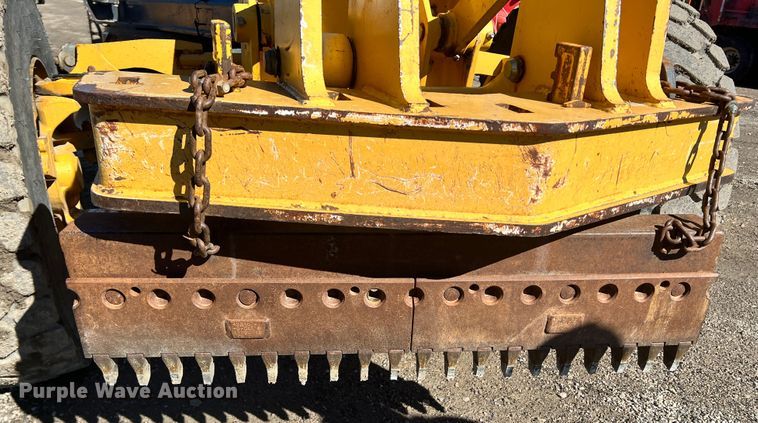 image for item ID9698 2009 John Deere 770G  motor grader