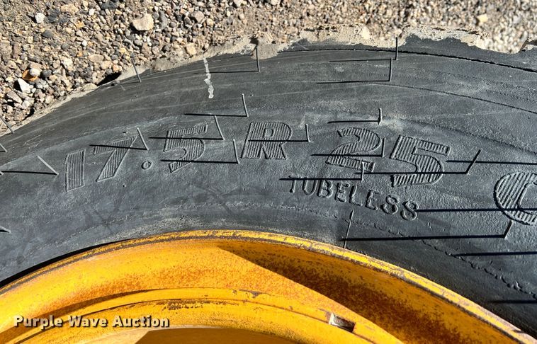 image for item ID9698 2009 John Deere 770G  motor grader