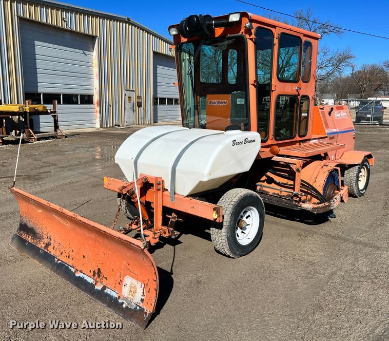 image for item ID9700 Broce CR350  broom