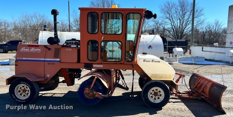 image for item ID9700 Broce CR350  broom