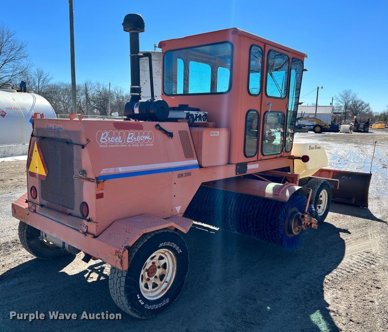 image for item ID9700 Broce CR350  broom