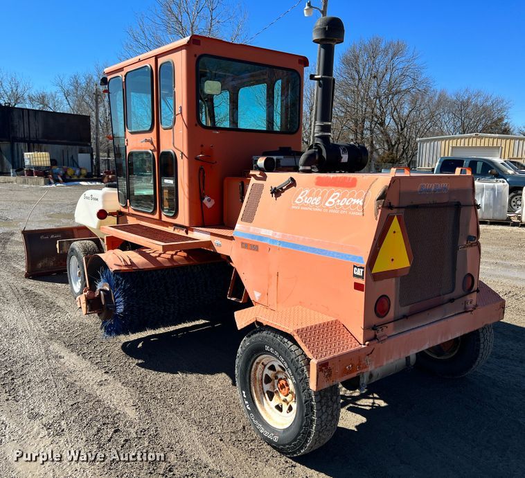 image for item ID9700 Broce CR350  broom