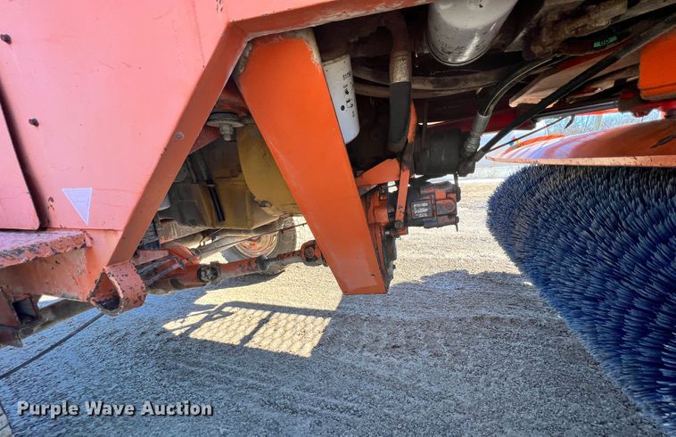 image for item ID9700 Broce CR350  broom