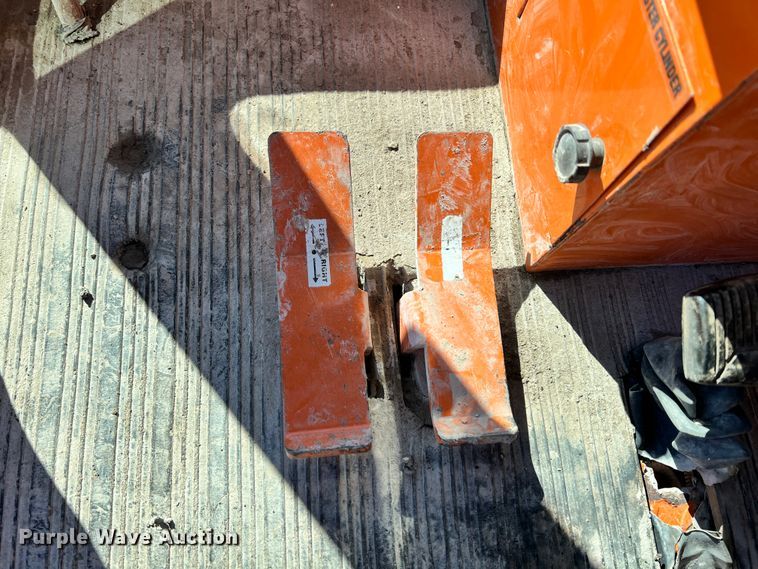 image for item ID9700 Broce CR350  broom