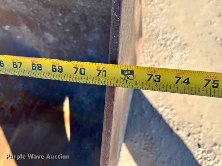 image for item ID9701 John Deere CT322  tracked skid steer loader