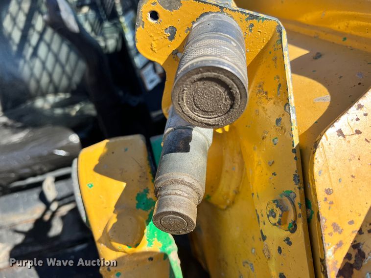 image for item ID9701 John Deere CT322  tracked skid steer loader