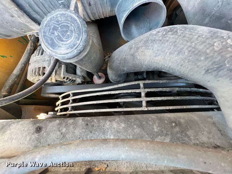 image for item ID9701 John Deere CT322  tracked skid steer loader